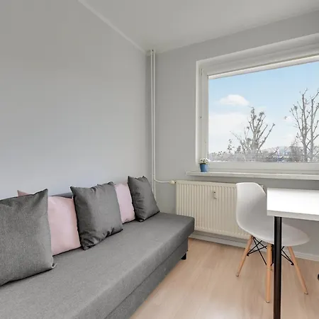 Zaspa - Near To Sea And Public Transport Guest house *